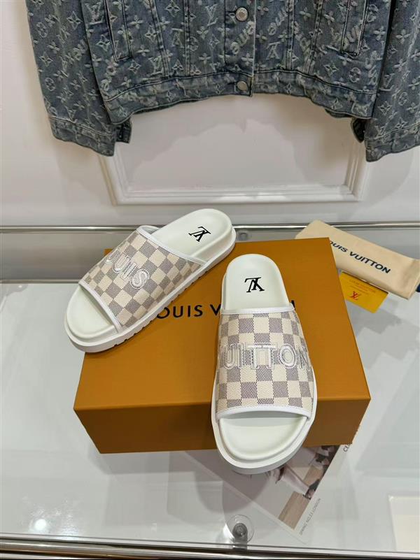 20251128184543753 210